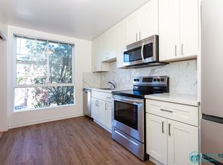 1247 11th Ave #102, San Francisco, CA 94122