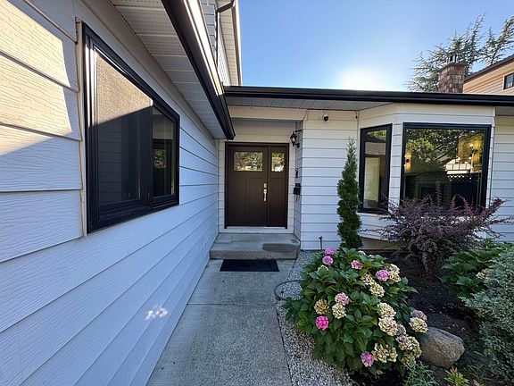 5th image of 15032 Spenser Dr