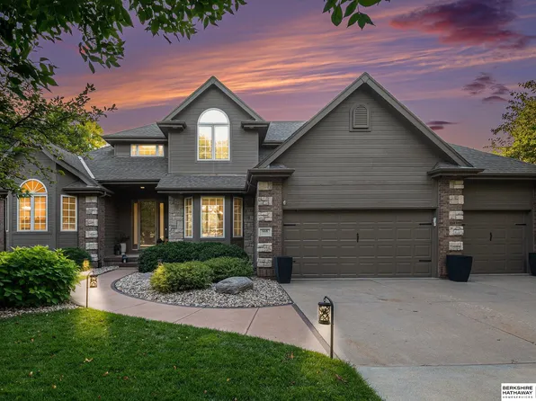 668 S Hws Cleveland Blvd, Elkhorn, NE 68022