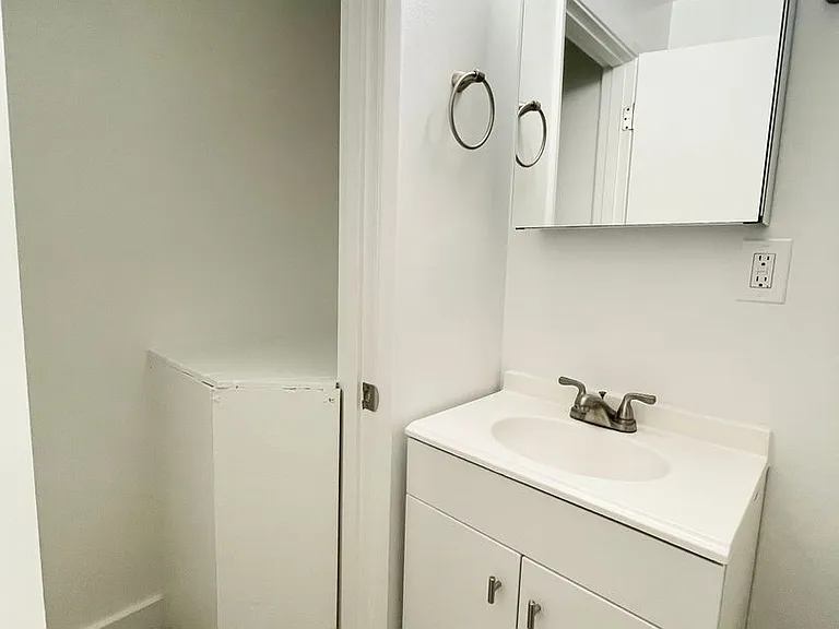 Village Vista Apartments — Photo 76