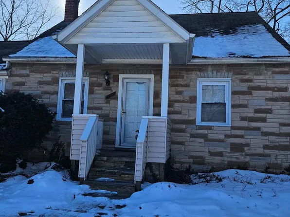 6541 Fairland St, Alexandria, VA 22312