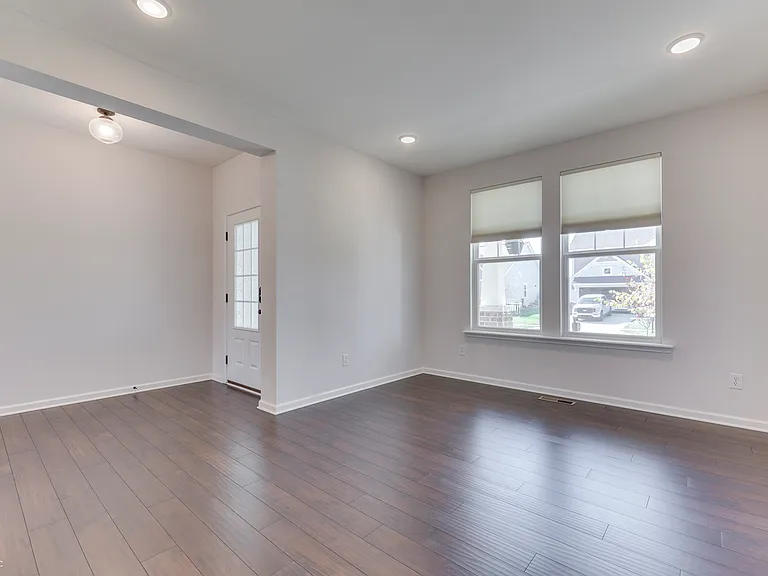 7635 Shady Trails Dr — Photo 5