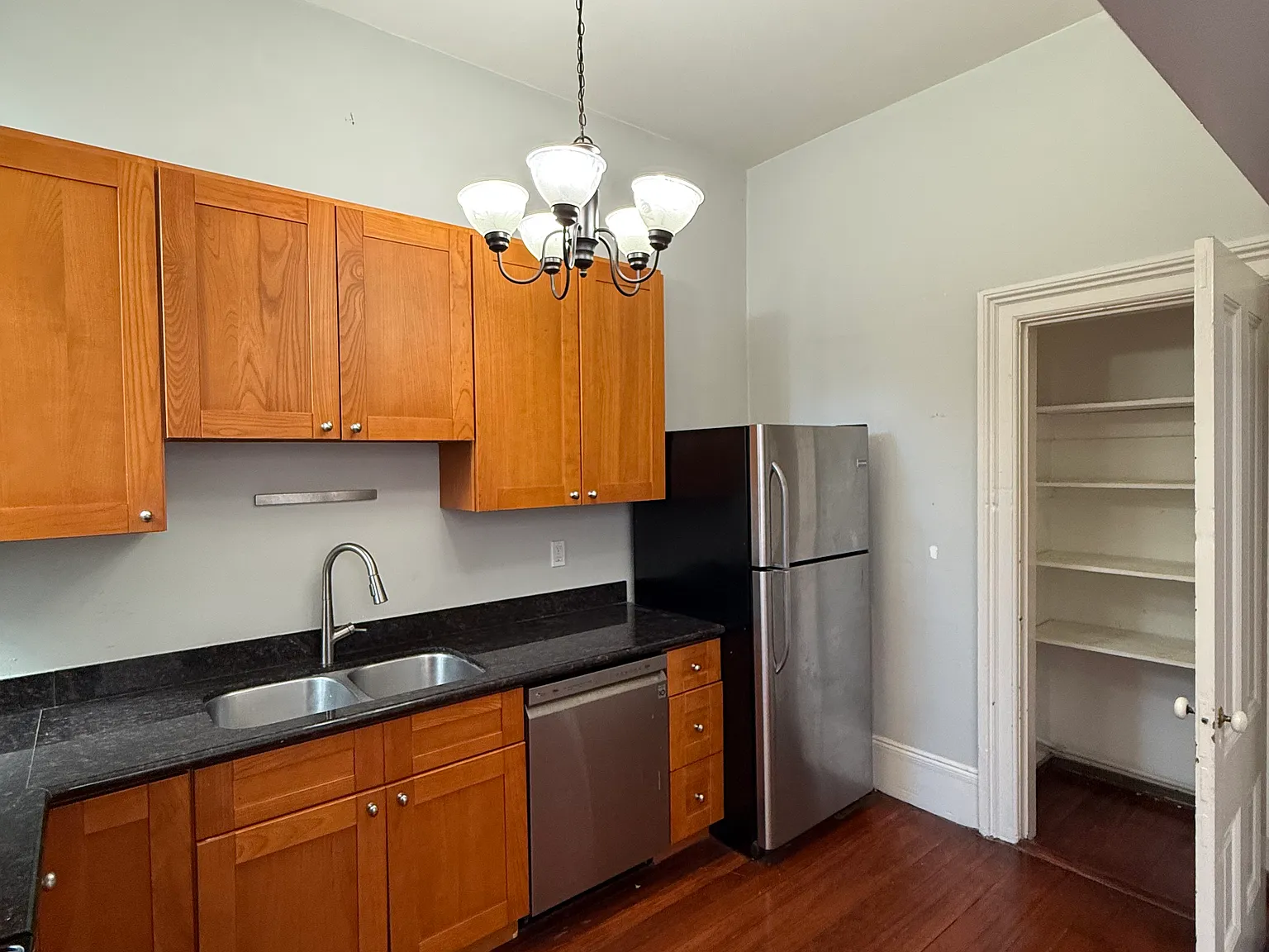 1 bed, 760 sqft, $4,300 — Photo 4