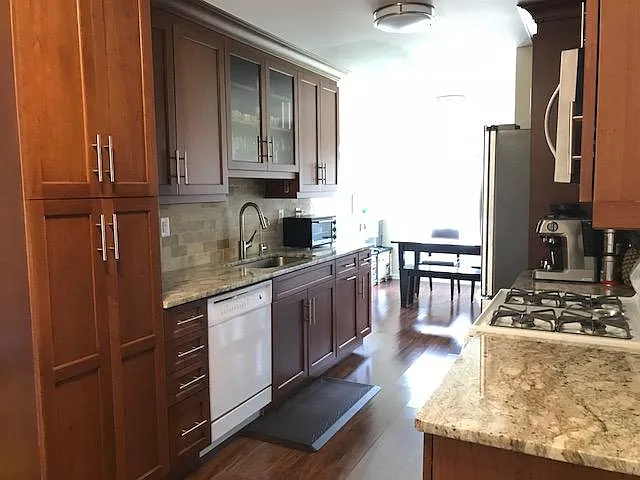 32B Foxboro Ct — Photo 2