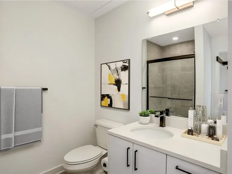 1148 S Washington Ave — Photo 18