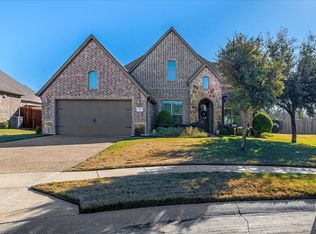 100 Chestnut Rd, Waxahachie, TX 75165