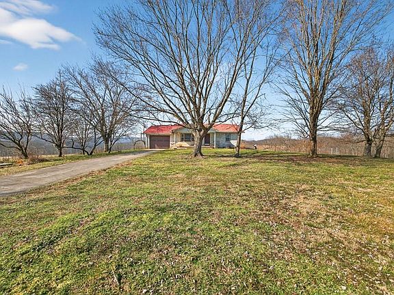 2nd image of 245 Joe D Coffee Rd