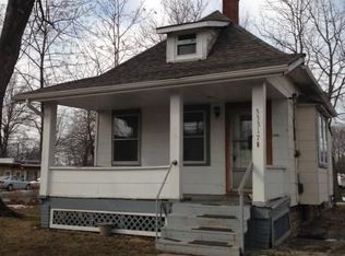 33317 Vine St, Eastlake, OH 44095