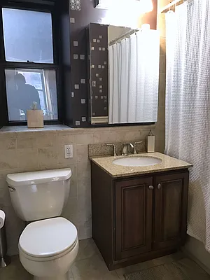 Rented by Salizzoni Realty | media 10