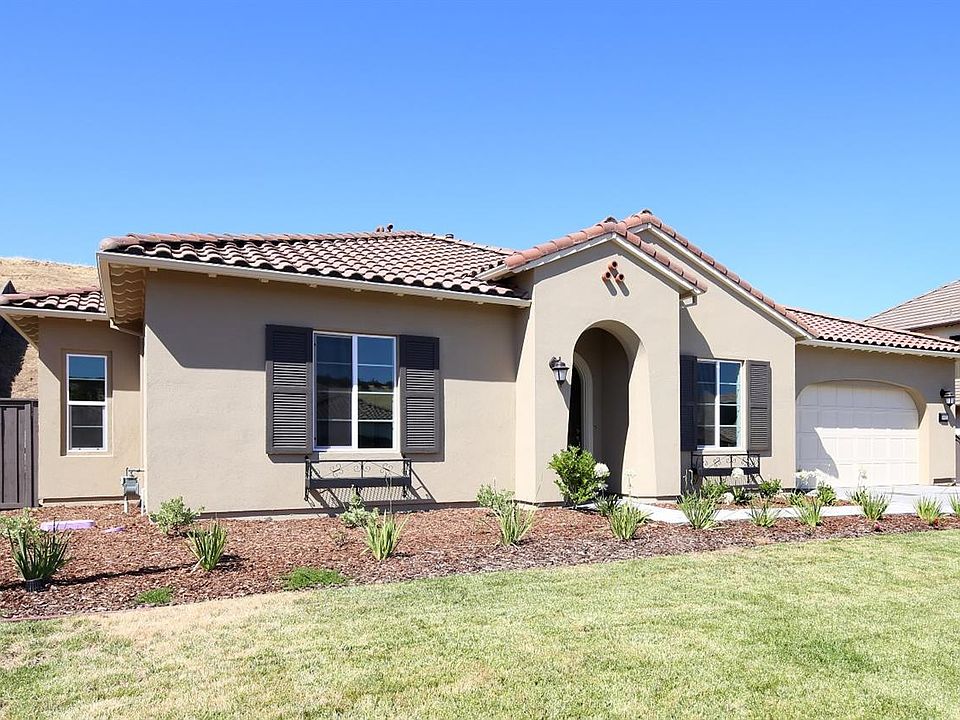 1st image of 882 Candlewood Dr