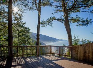 145 Cove View Dr, Whitethorn, CA 95589
