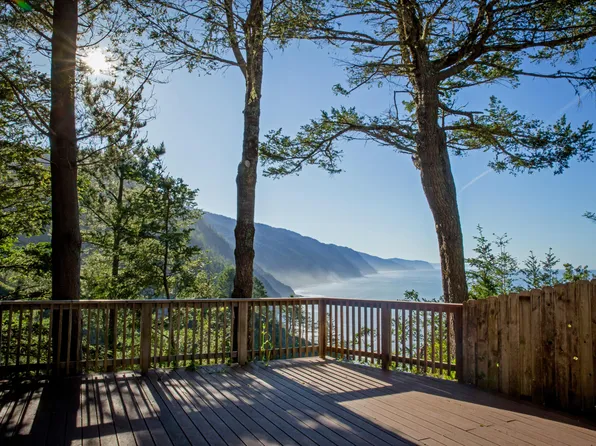 145 Cove View Dr, Whitethorn, CA 95589