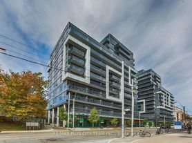 1030 King St W