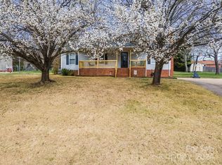 408 Caswell Ave, Bessemer City, NC 28016