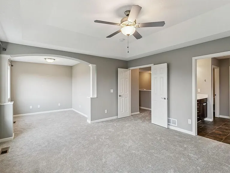 12420 Bataan St NE — Photo 16