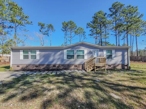 110 Buccaneer Boulevard, Hampstead, NC 28443