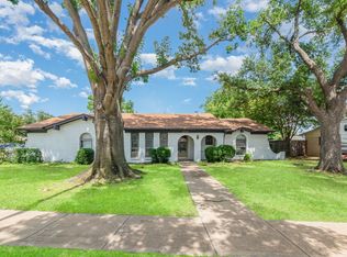 5712 Carolyn Dr, North Richland Hills, TX 76180