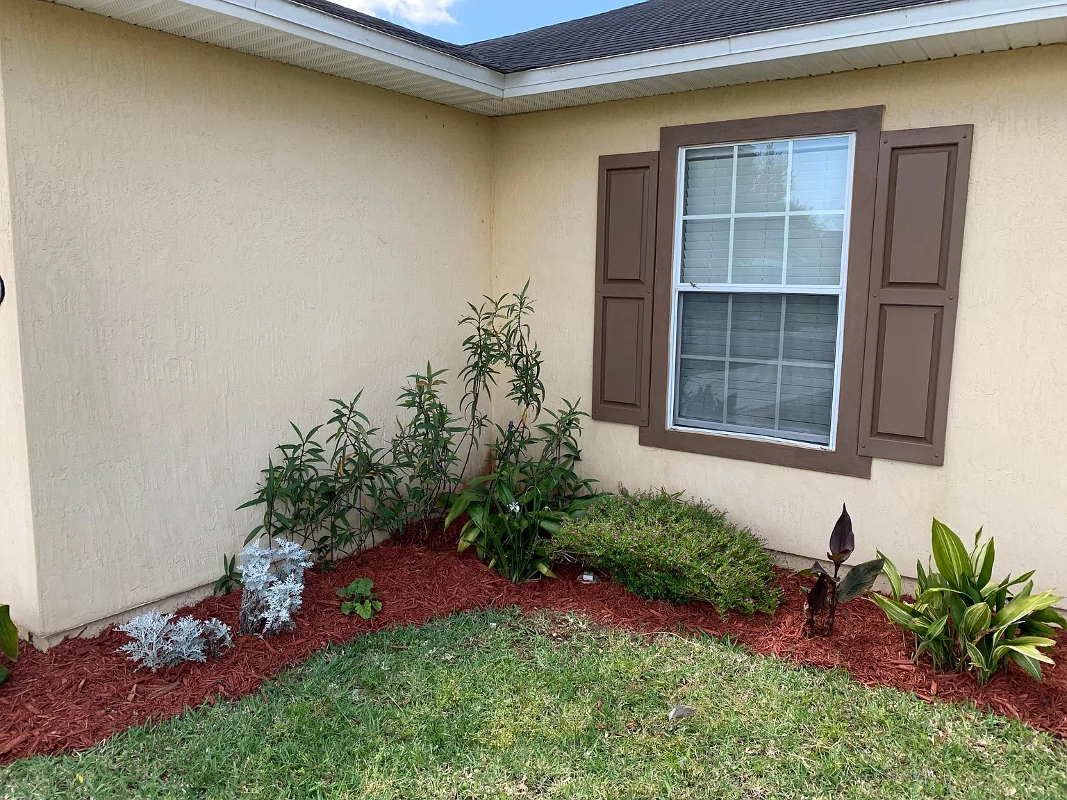 187 Brookfall Drive — Photo 2