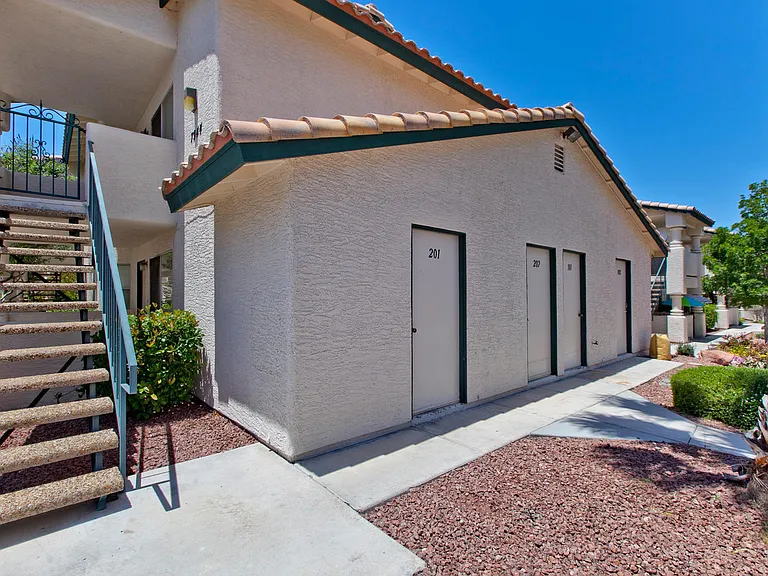 7944 Decker Canyon Dr #102 — Photo 24