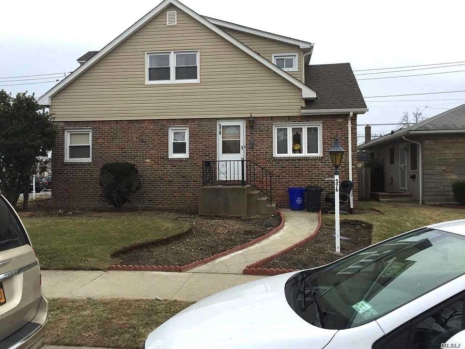 1st image of 576 E Chester St