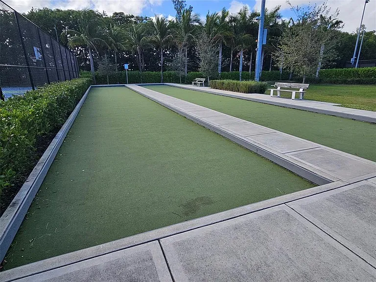 580 Egret Dr #310 — Photo 32