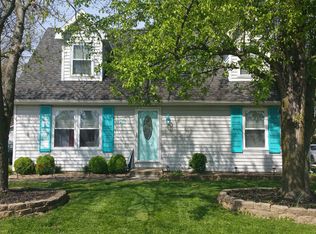 1901 Bonnie View Ct, Evansville, IN 47715