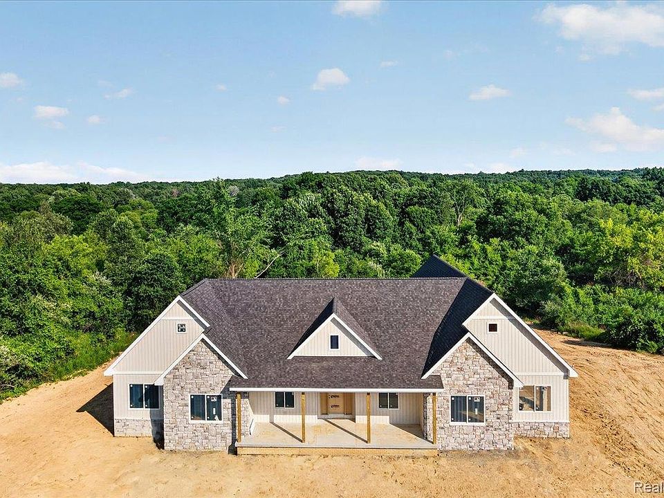 1st image of 5000 Metamora Rdg