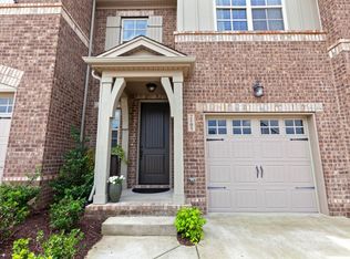 2105 Newark Ln, Thompsons Station, TN 37179