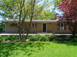 3367 S Manor Dr, Oregon, IL 61061