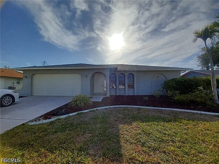 3305 SW 7th Pl — Photo 15