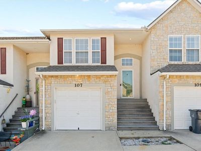 1201 N Mart Way Dr #107, Olathe, KS, 66061