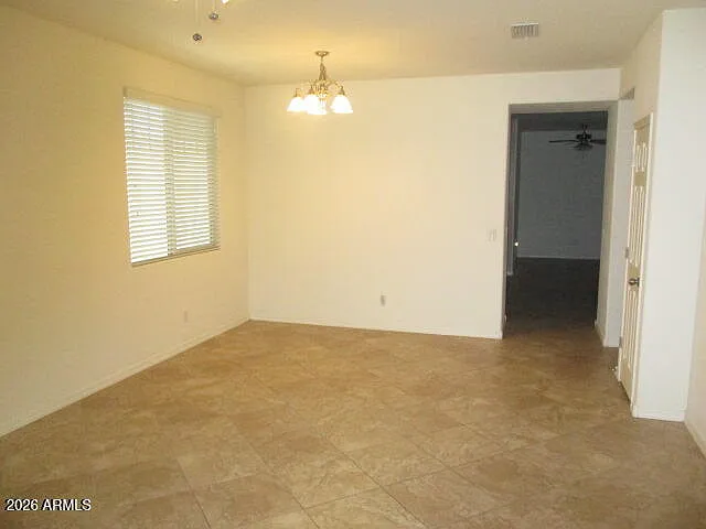 2950 E Glenhaven Dr — Photo 2