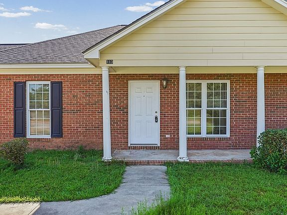 3rd image of 113 Birchwood Dr