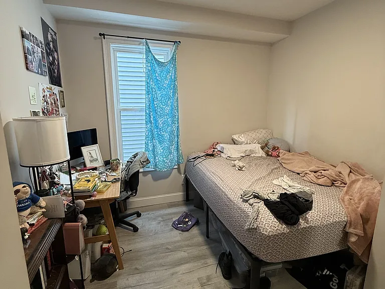 23 Newport St #2A — Photo 6