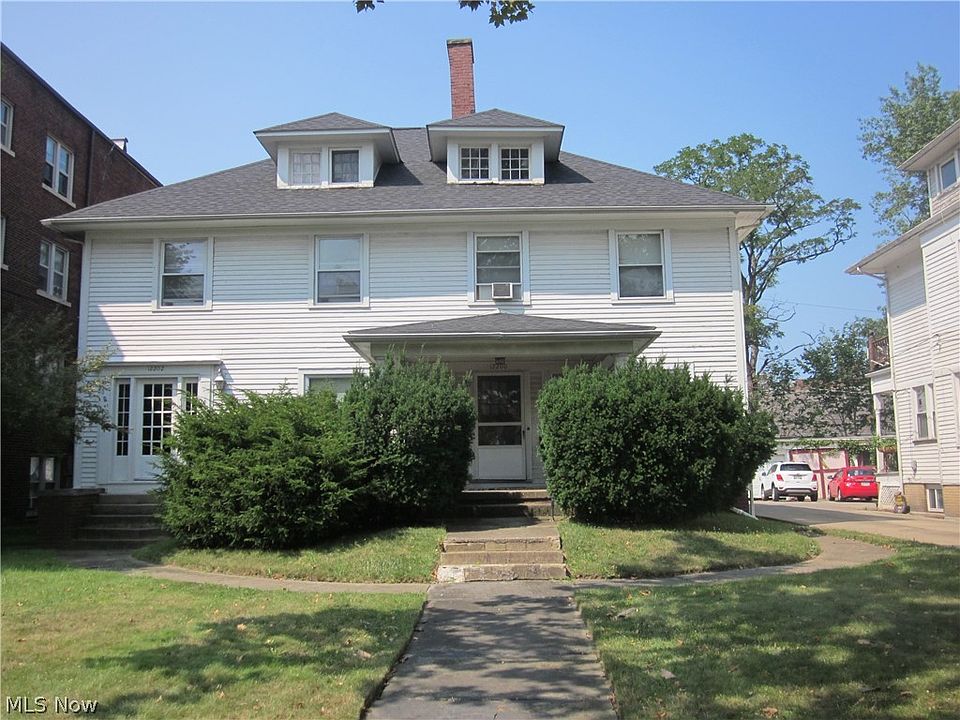 1st image of 12202-12200 W Clifton Blvd