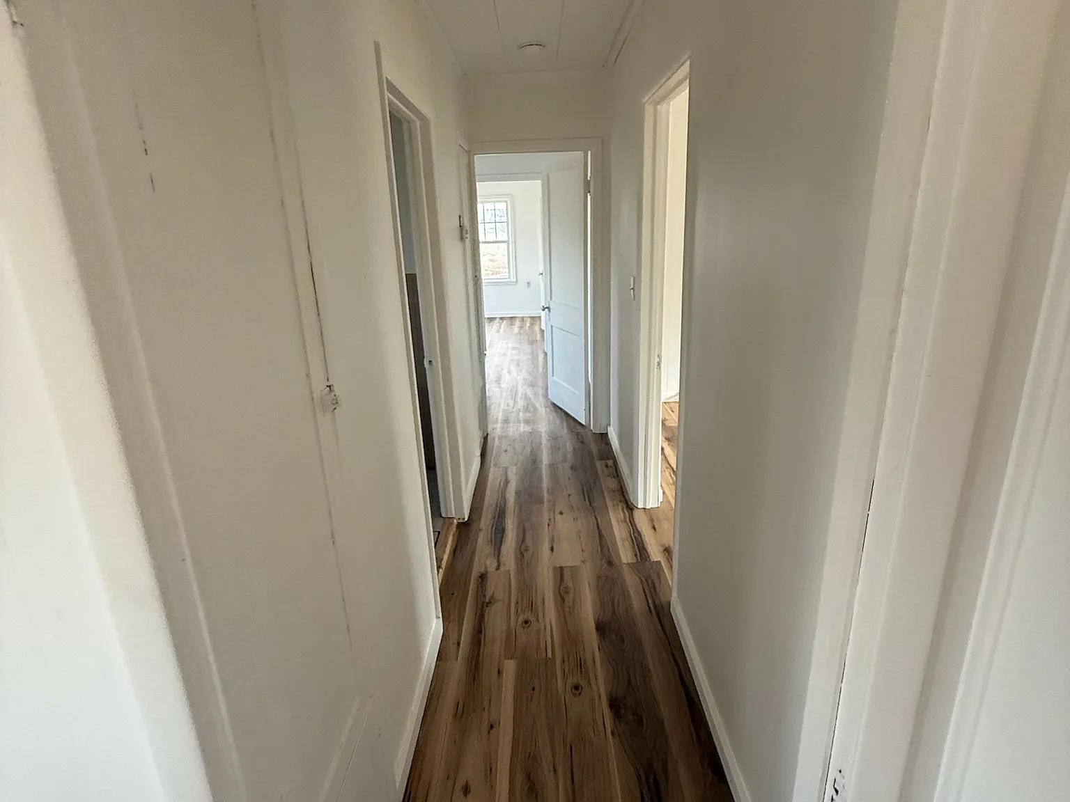 1521 N Park Ave — Photo 4