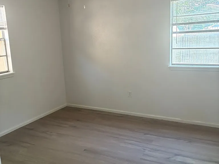 6027 Orlando Ave — Photo 11