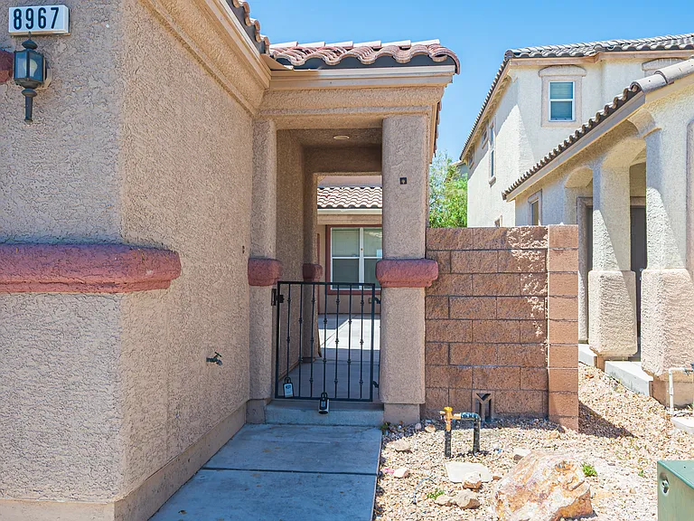 8967 Ellenbrook St — Photo 38