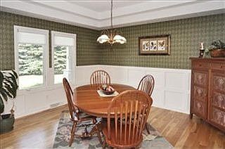 5th image of 7778 Strawberry Ln NE
