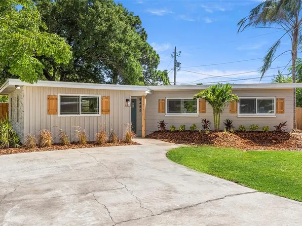 8485 Pelican Ln, Seminole, FL 33777