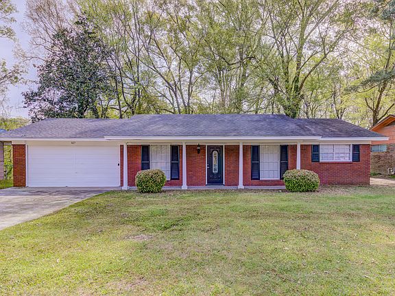 2nd image of 327 Shady Ln