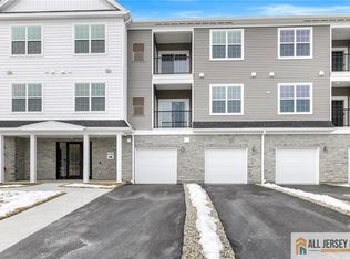 27205 Radford Ct, Monroe Township, NJ
