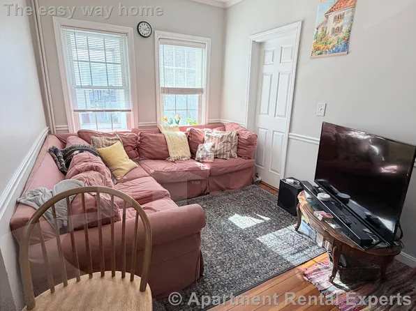 519 Main St, Medford, MA