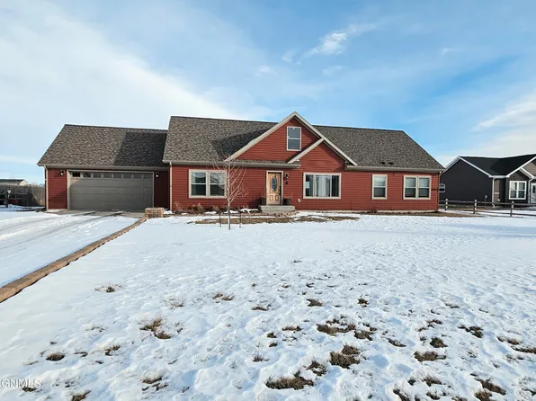 5462 Mathew Ave, Williston, ND 58801