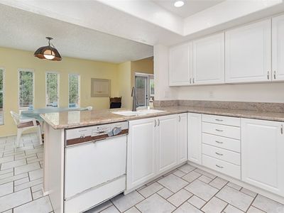 1415 Alpine Ln, Huntington Beach, CA, 92648