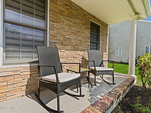 4th image of 1707 Melville Street