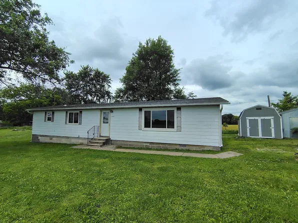 (undisclosed Address), Trenton, IL 62293
