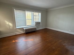 4854 Elm St APT 2B, Skokie, IL 60077
