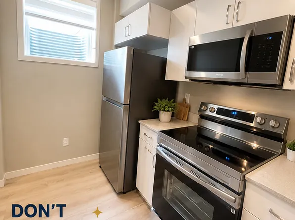20724 42nd Ave NW #Basement, Edmonton, AB T6M 0R8