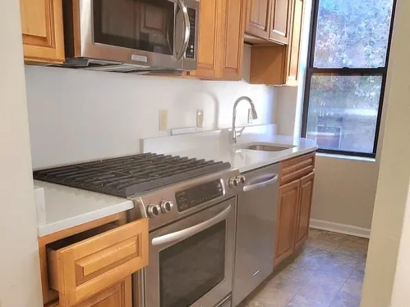 761 Avenue A image 2 of 12